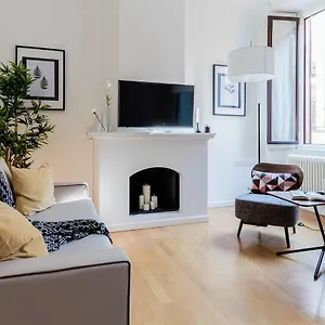 Joivy Lovely Flat For 5 Close To Sforzesco Castle Appartamento Milano